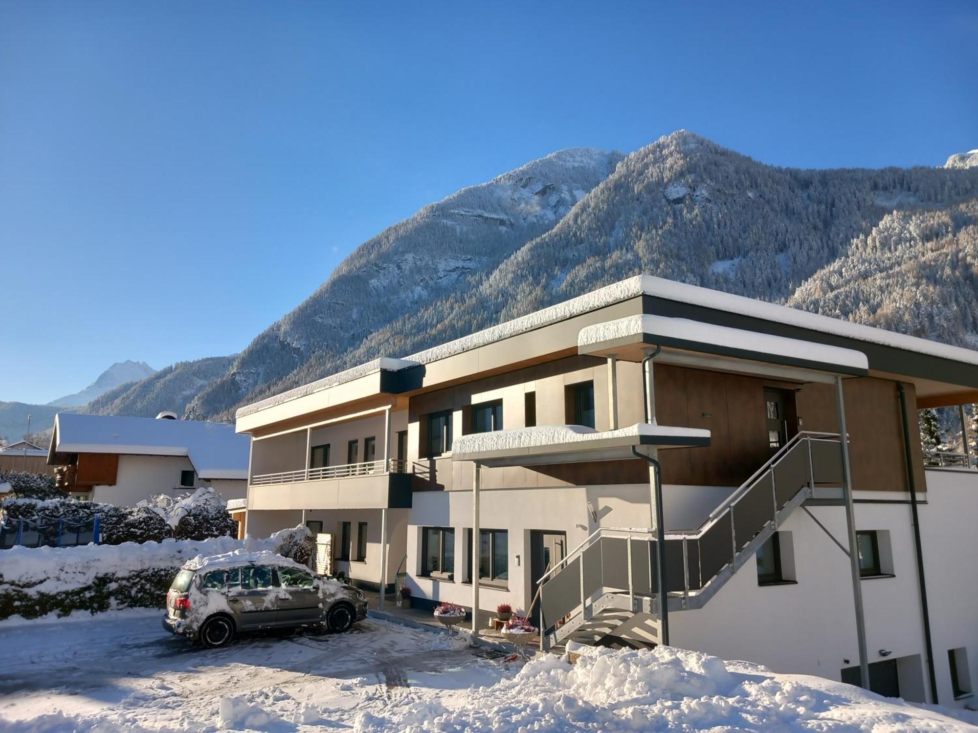 Myhome Apartments Umhausen Kültér fotó